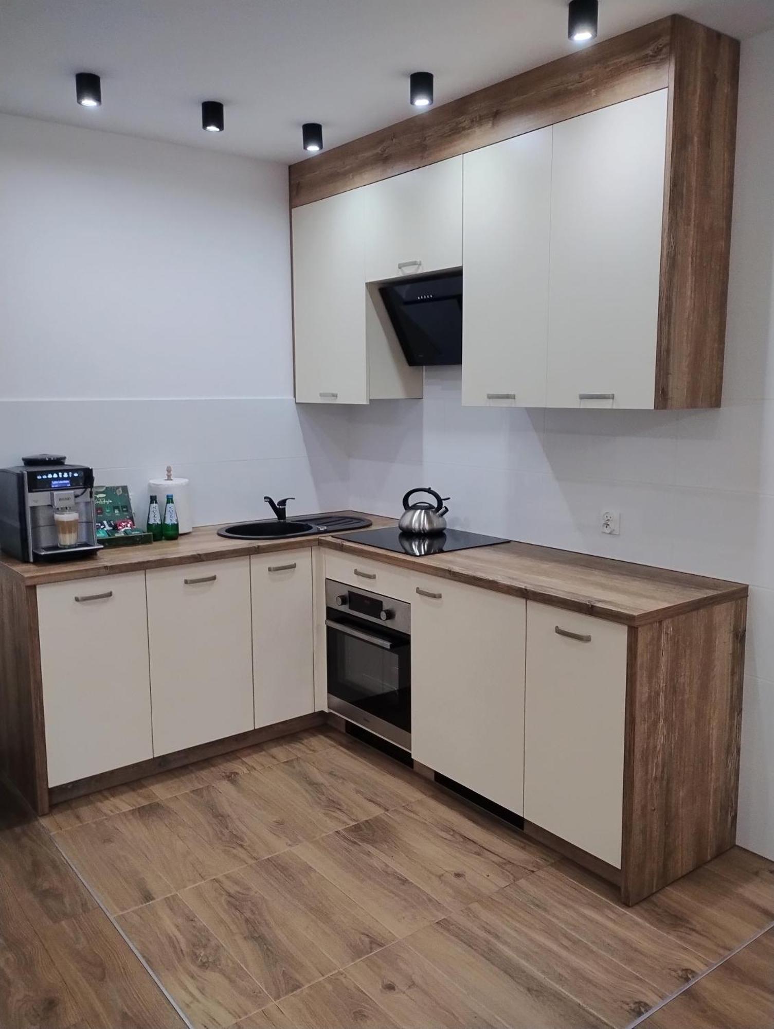 Apartament Sunset Leszno Leszno  Eksteriør billede